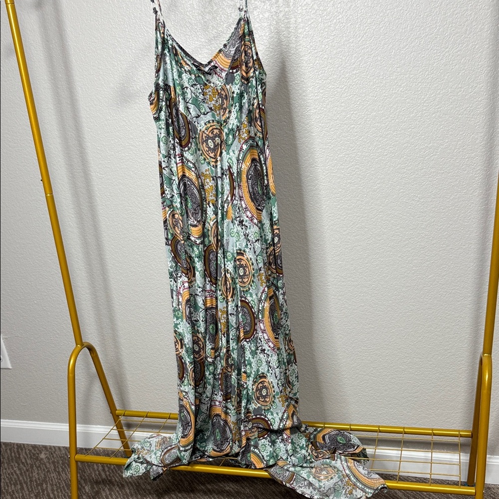 Chic Paisley Maxi Dress - Green and Brown